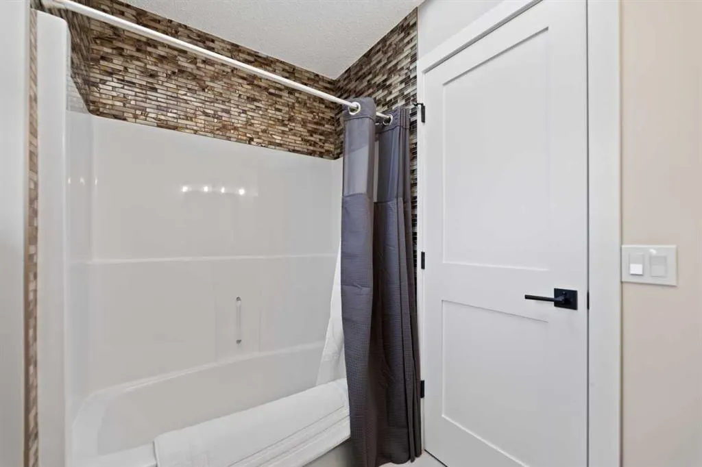 309 Douglas Ridge Place SE