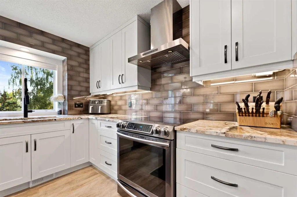 309 Douglas Ridge Place SE