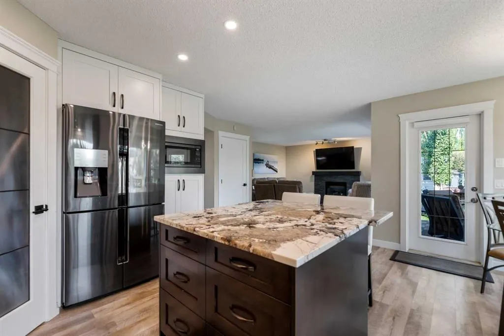 309 Douglas Ridge Place SE