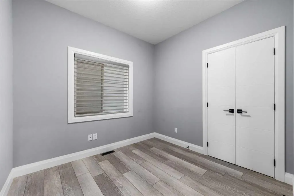 252 Walcrest View SE