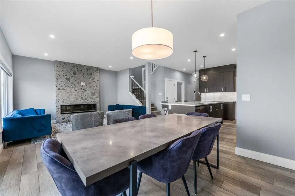 252 Walcrest View SE