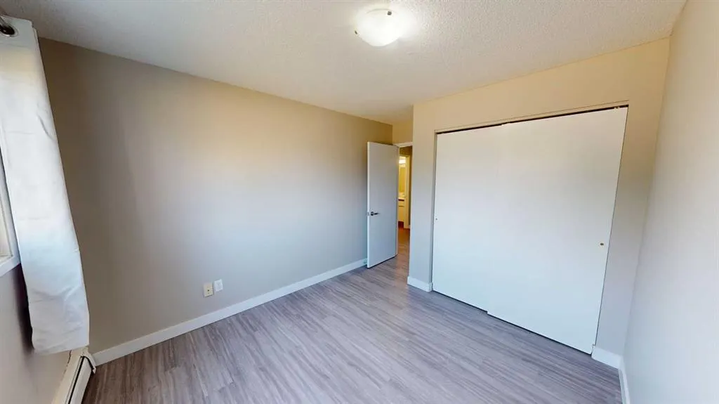 9807 108 Avenue, #204