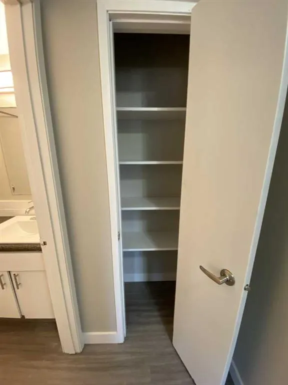 9807 108 Avenue, #204