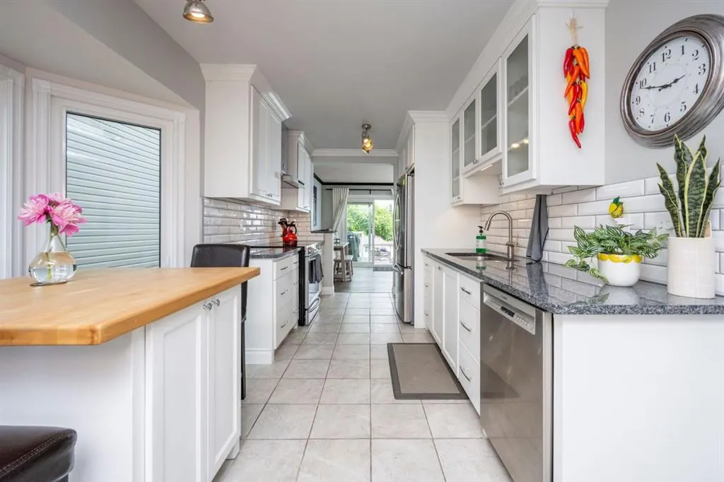 4 Beddington Way NE