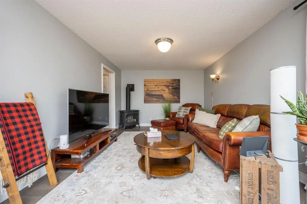 4 Beddington Way NE