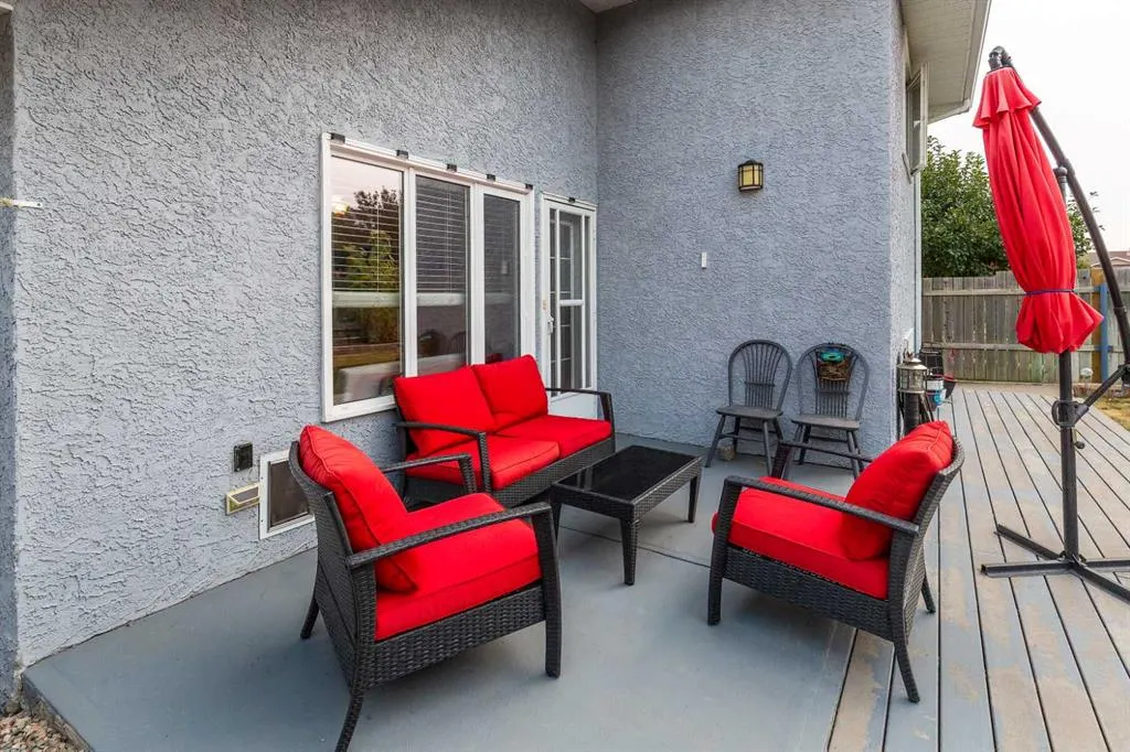 30 Heritage Crescent W