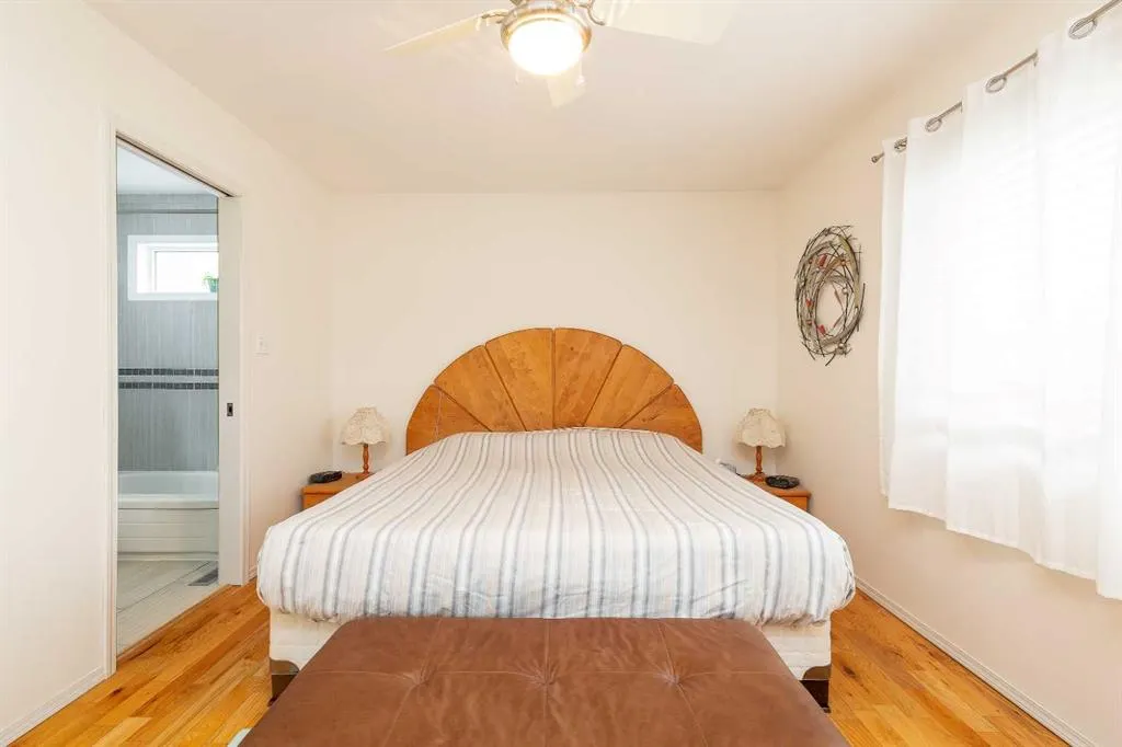 30 Heritage Crescent W