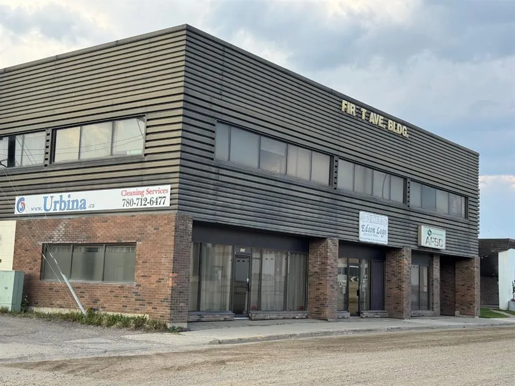 4924 1 Avenue, #202