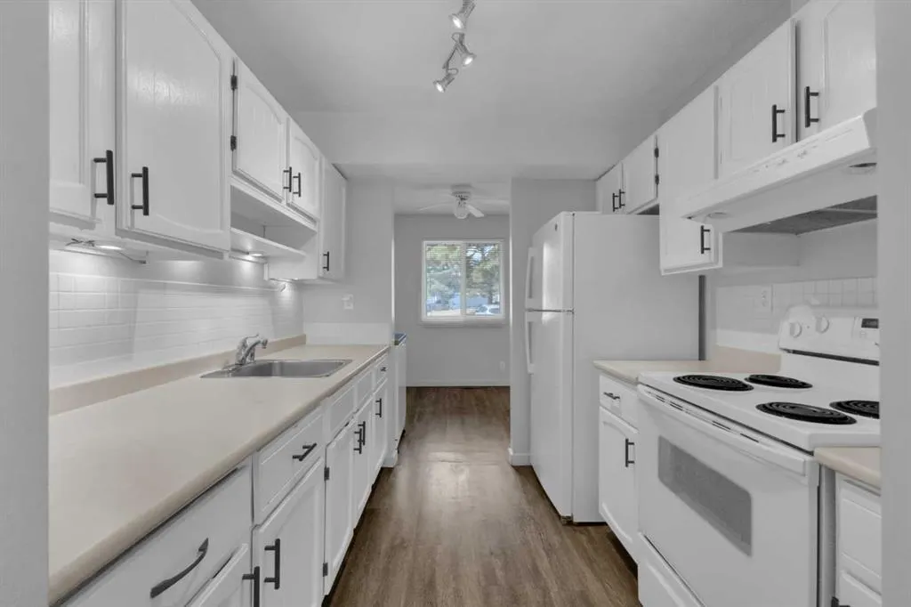 5935 63 Street, #73