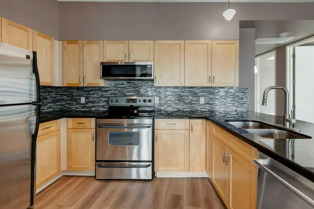 205 Riverfront Avenue SW, #701