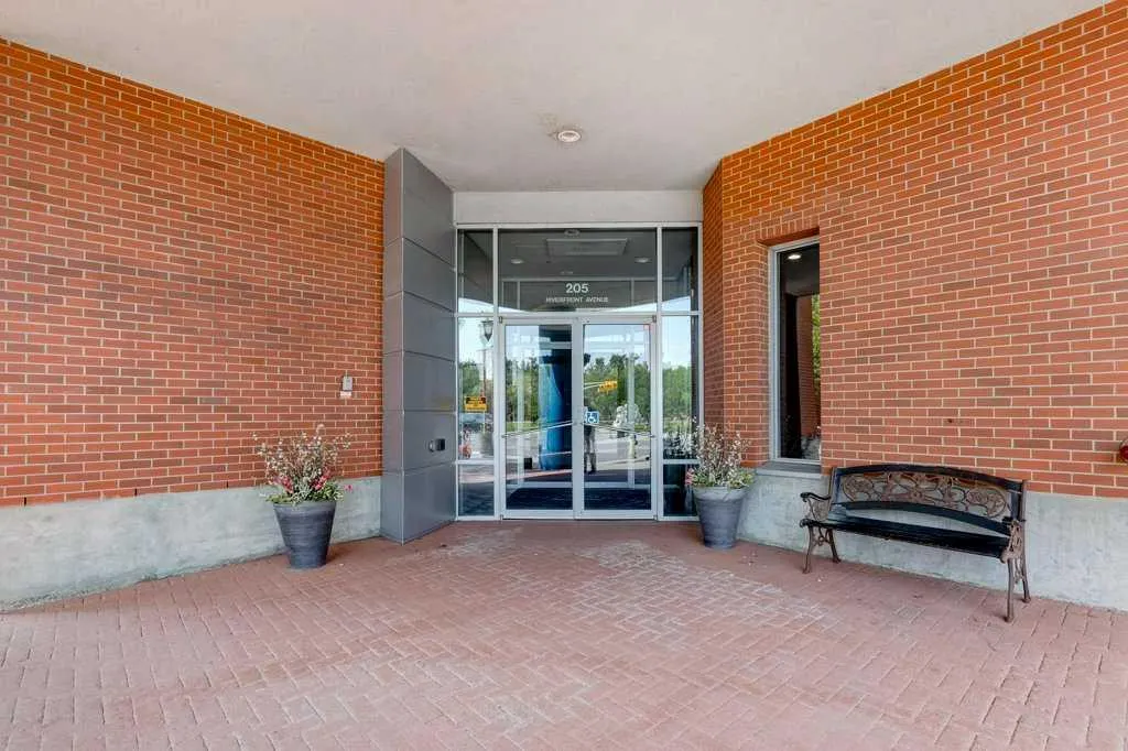 205 Riverfront Avenue SW, #701