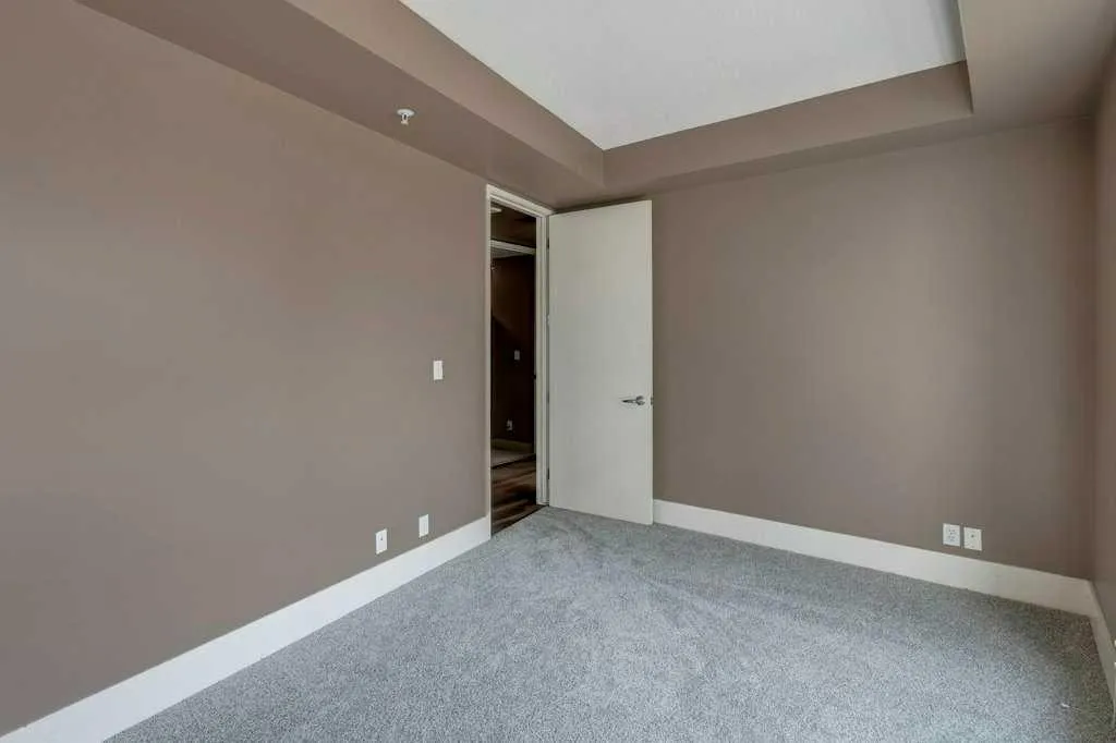 205 Riverfront Avenue SW, #701