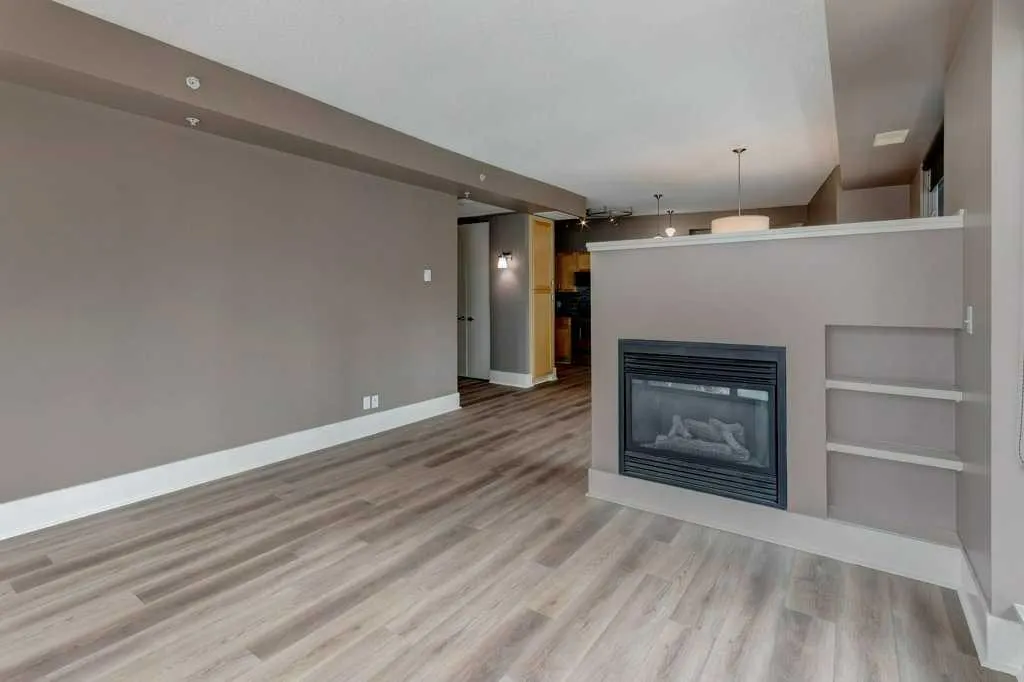 205 Riverfront Avenue SW, #701