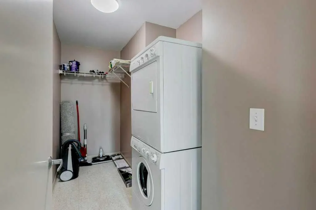 205 Riverfront Avenue SW, #701
