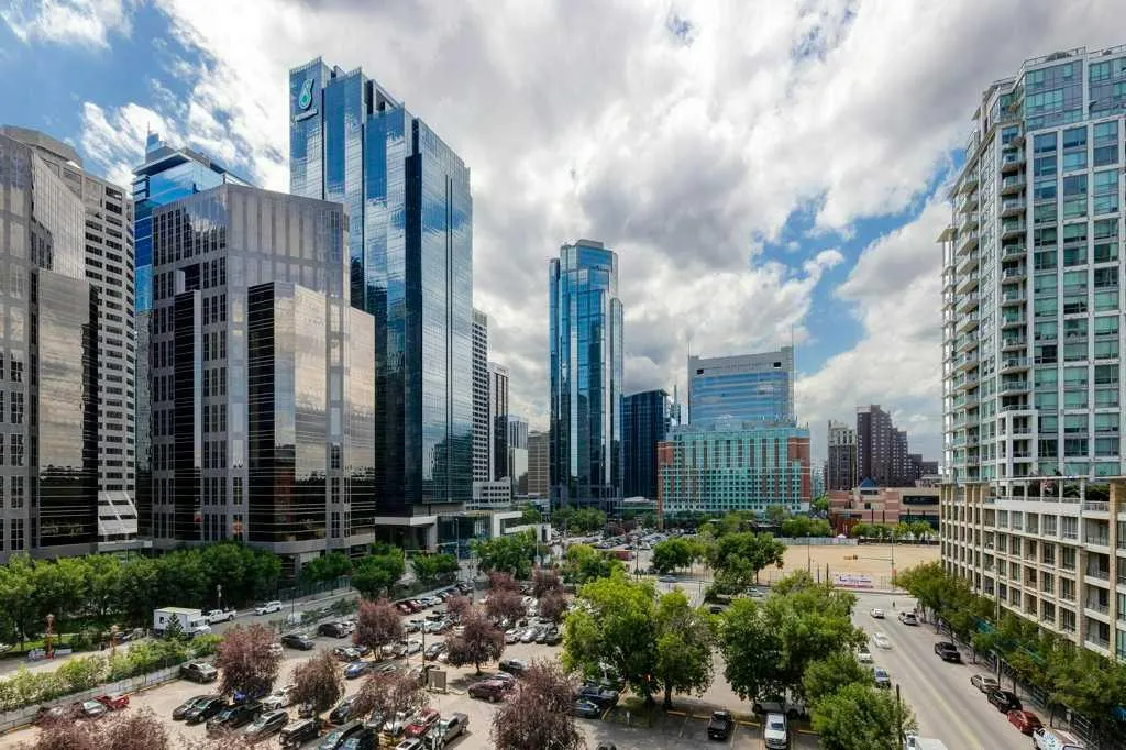 205 Riverfront Avenue SW, #701