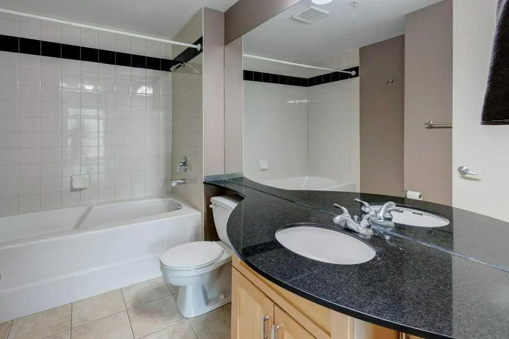 205 Riverfront Avenue SW, #701