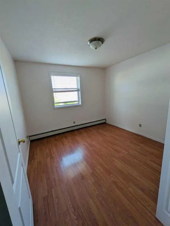 10124 100 Avenue