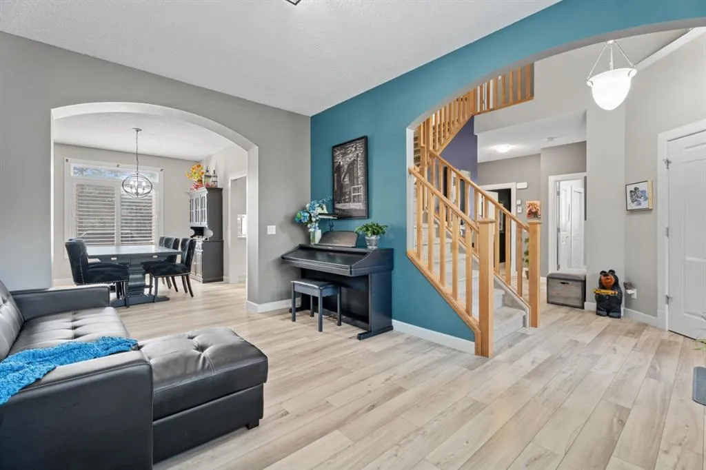 15 Drake Landing Drive