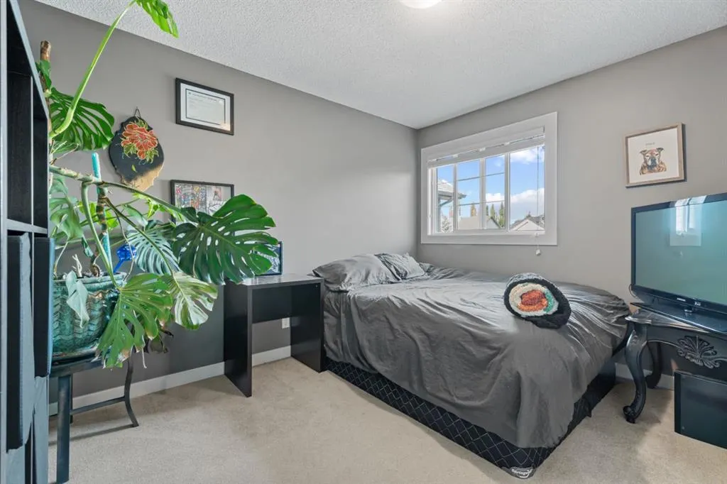 15 Drake Landing Drive