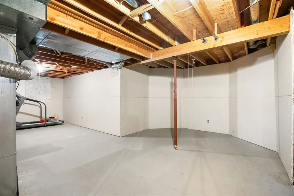 289 Ball Place