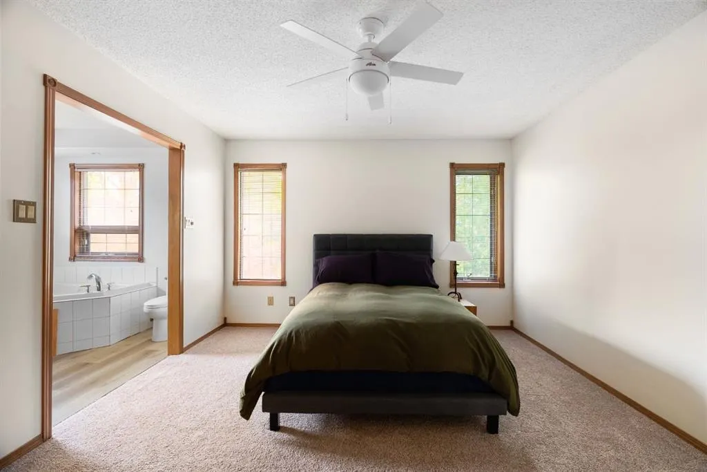 289 Ball Place
