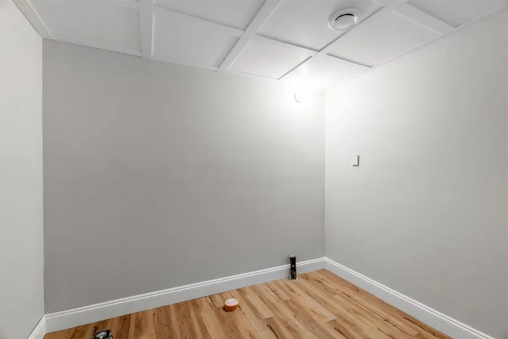 289 Ball Place