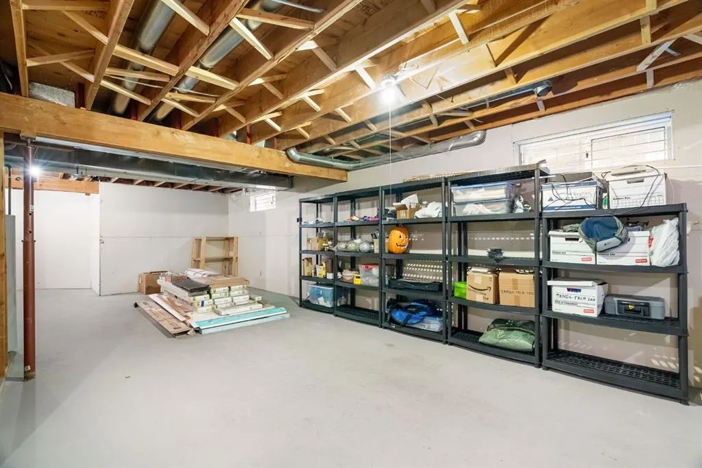 289 Ball Place