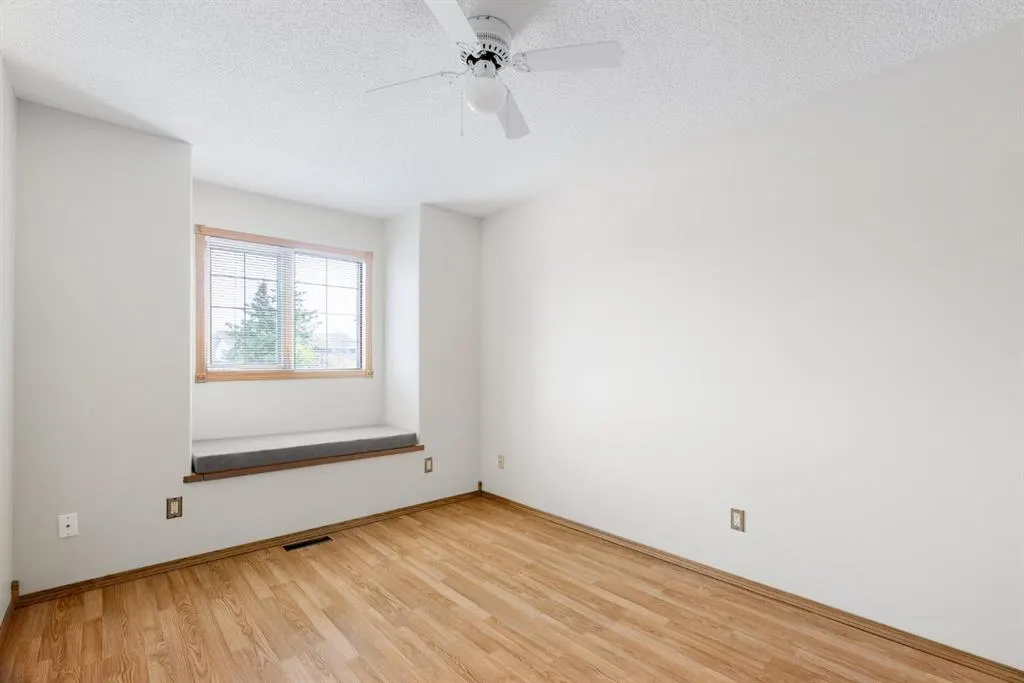 289 Ball Place