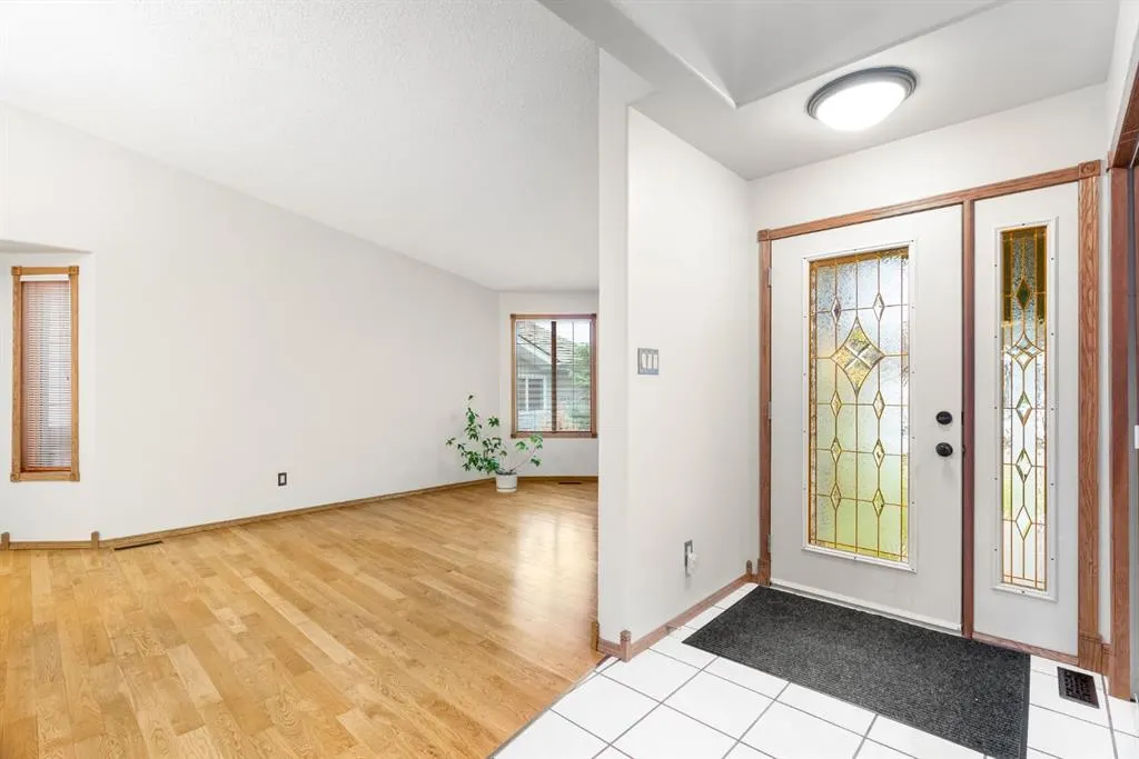 289 Ball Place