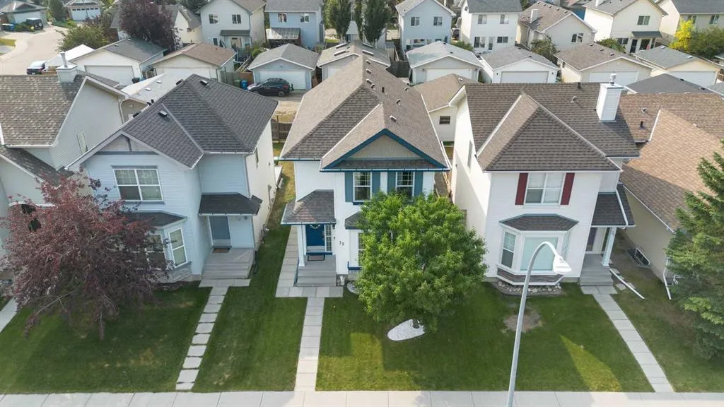 35 Royal Birch Road NW