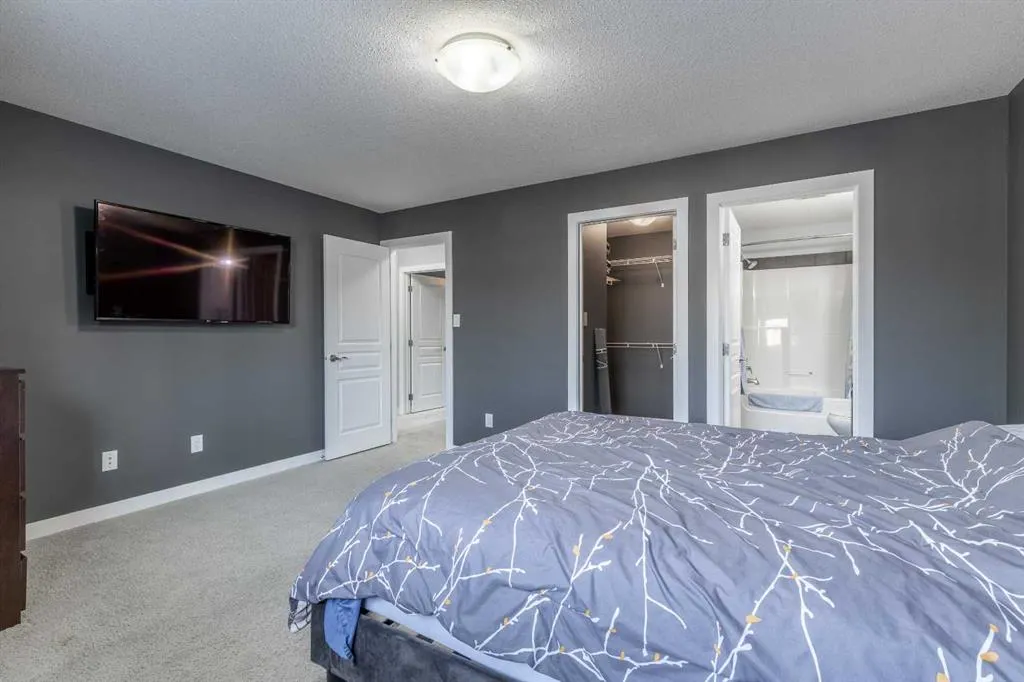 225 Silkstone Road W, #2