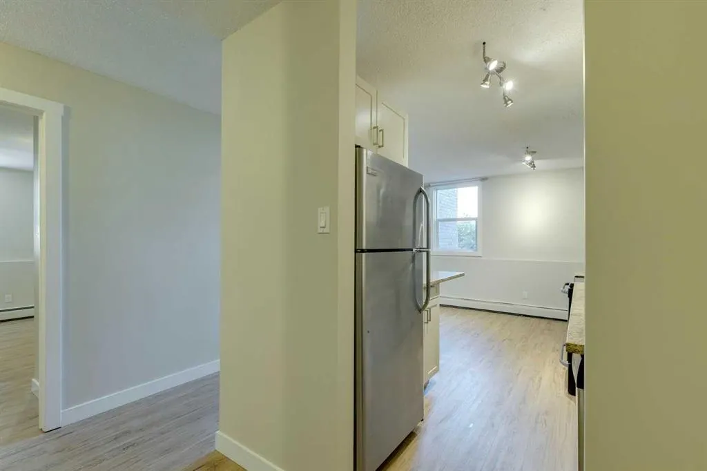 515 57 Avenue SW, #102