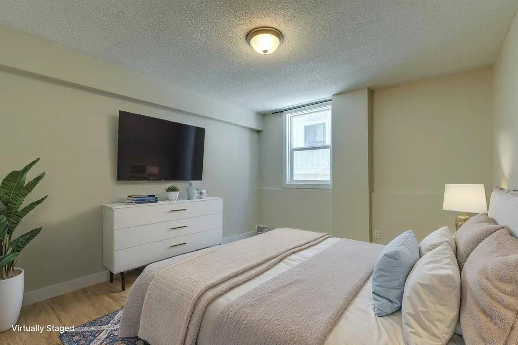 515 57 Avenue SW, #102