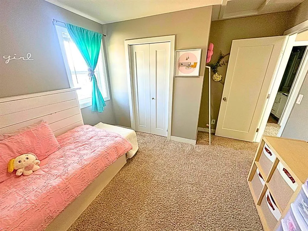 214 Truant Crescent