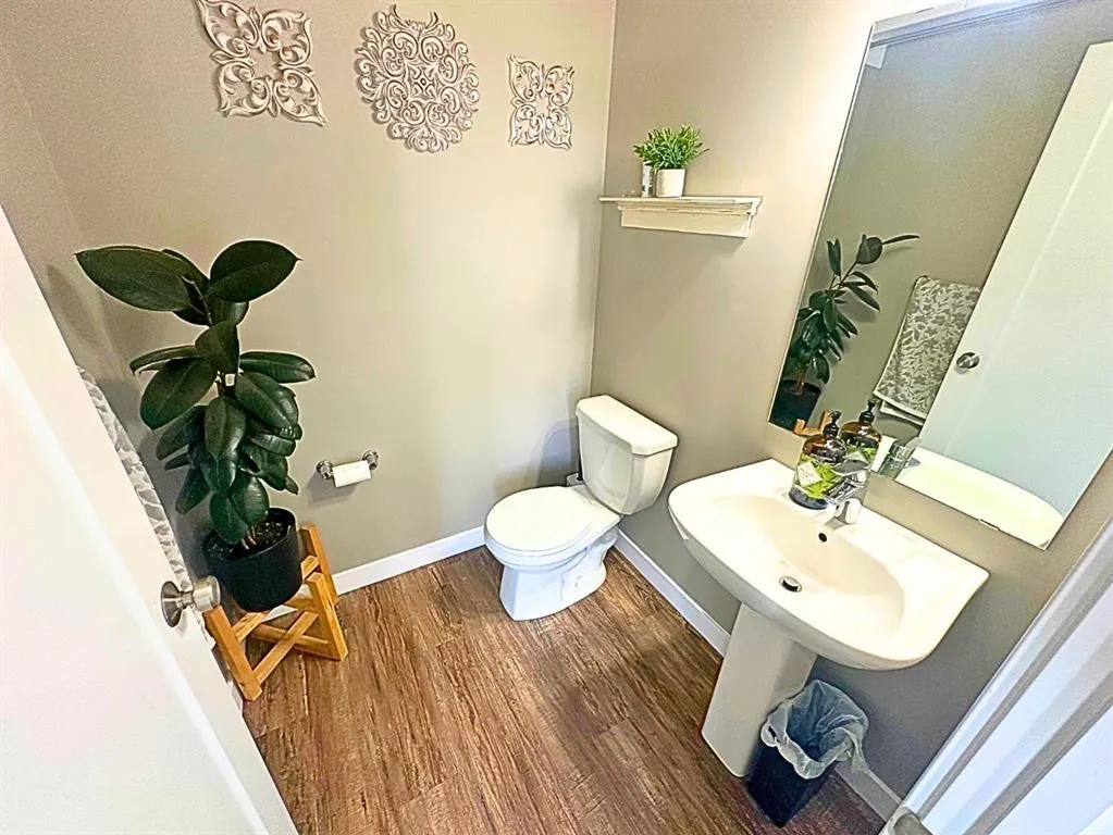 214 Truant Crescent