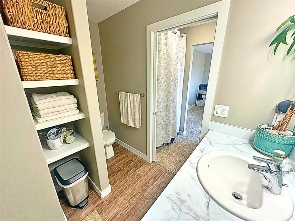 214 Truant Crescent