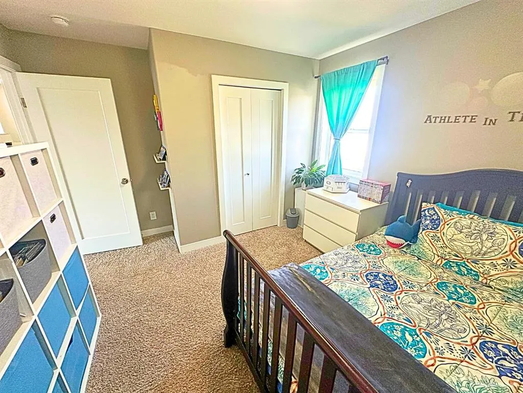 214 Truant Crescent