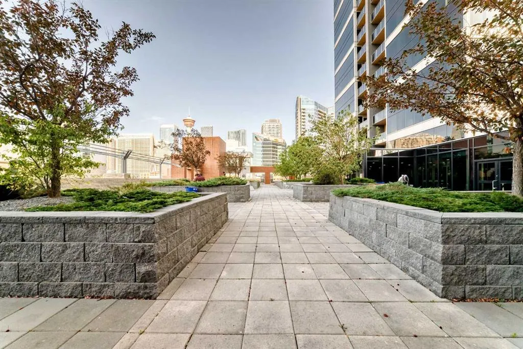 1320 1 Street SE, #1601