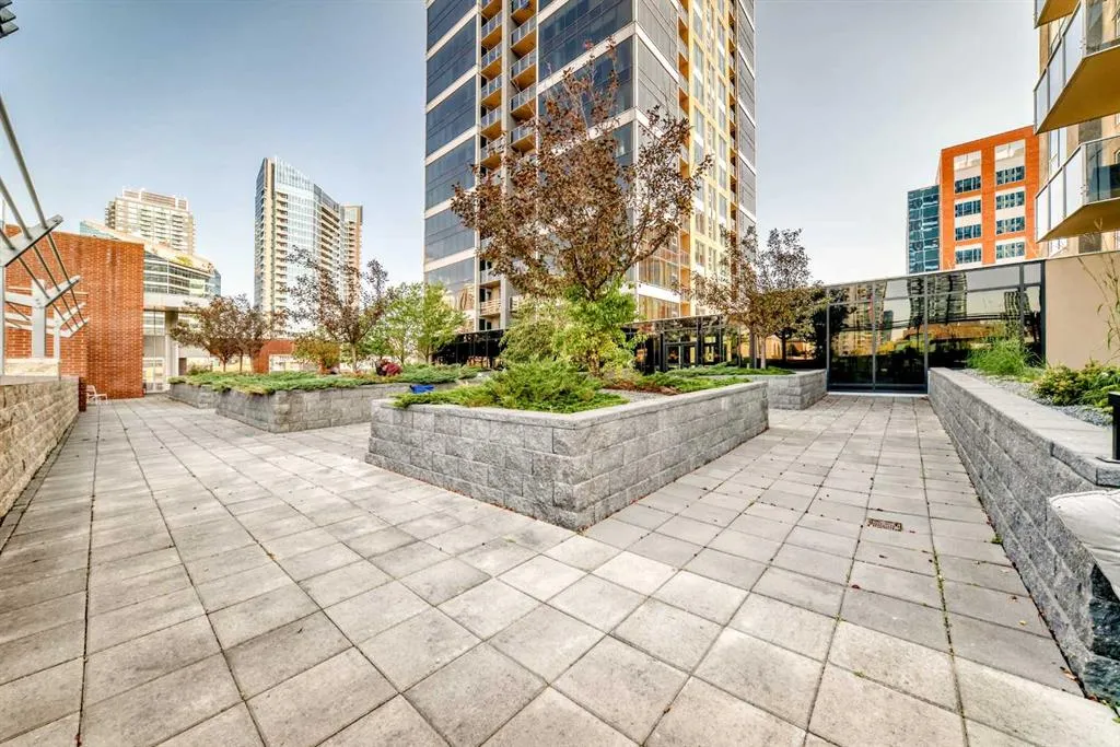 1320 1 Street SE, #1601