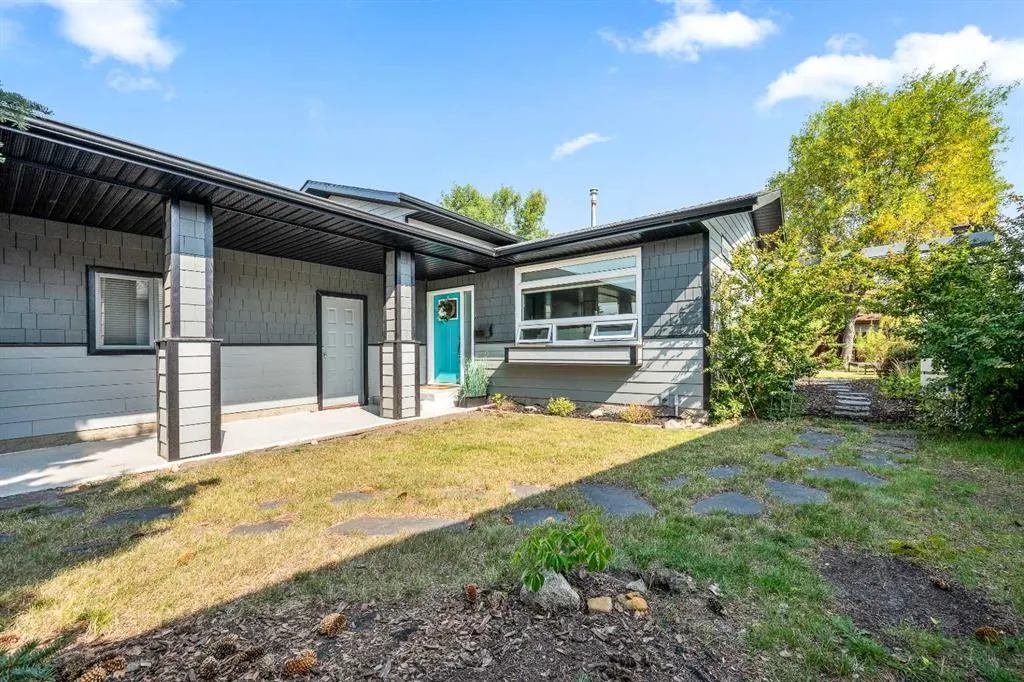 5307 26 Street Close