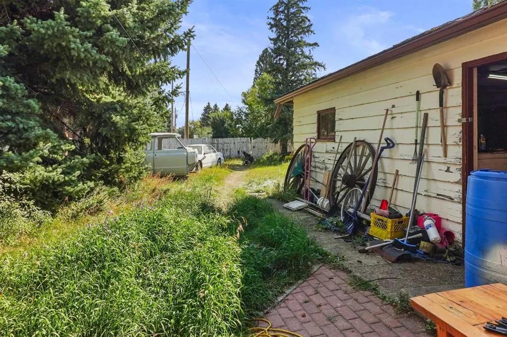 2015 22 Street