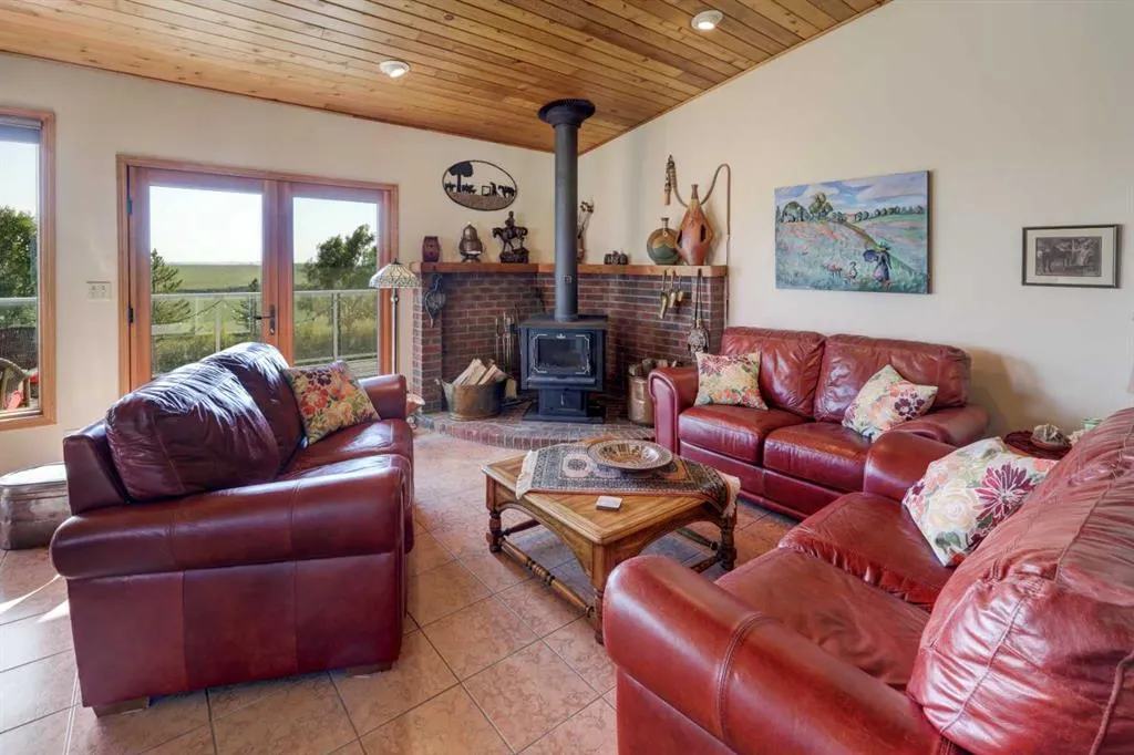 274133 Range Rd. 252