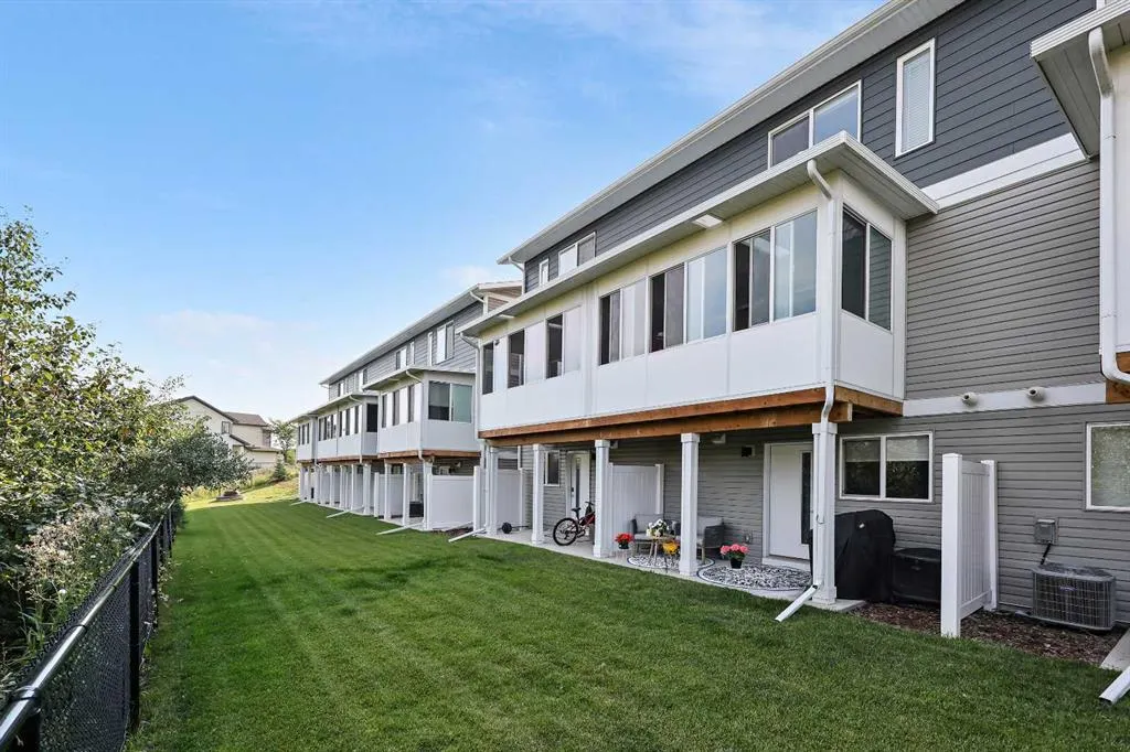 154 Tuscany Summit Square NW