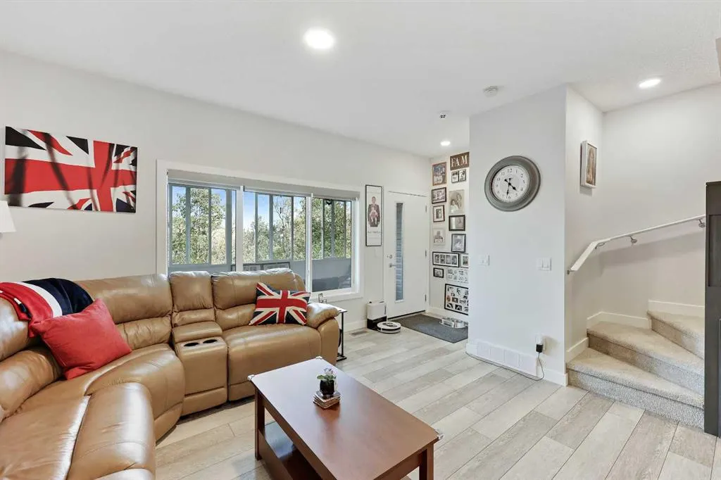 154 Tuscany Summit Square NW