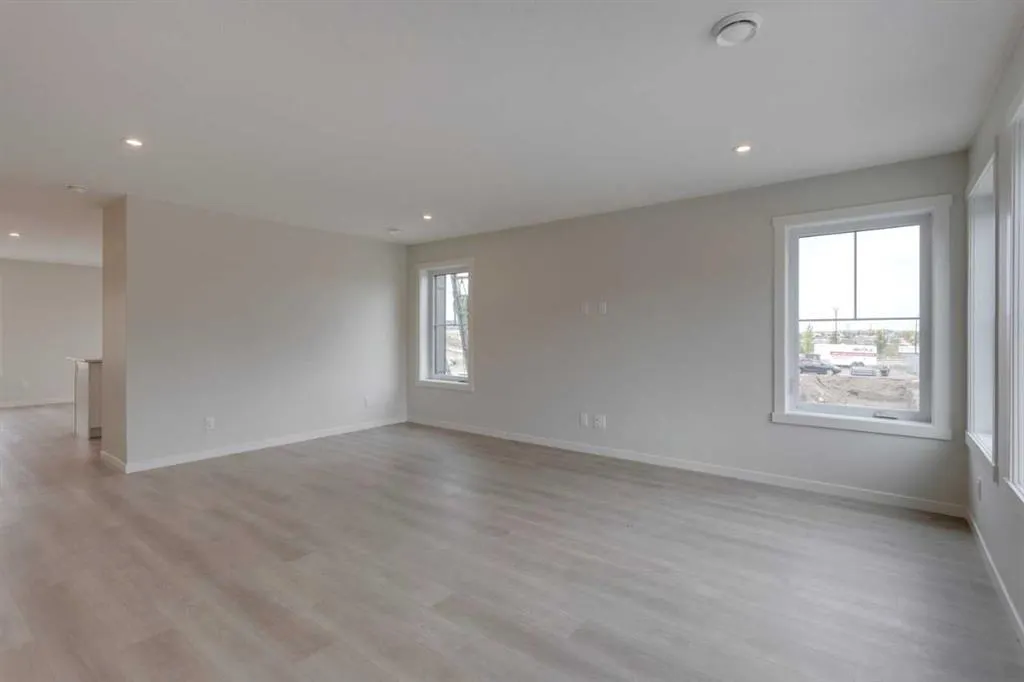 40 Livingston Parade NE, #215