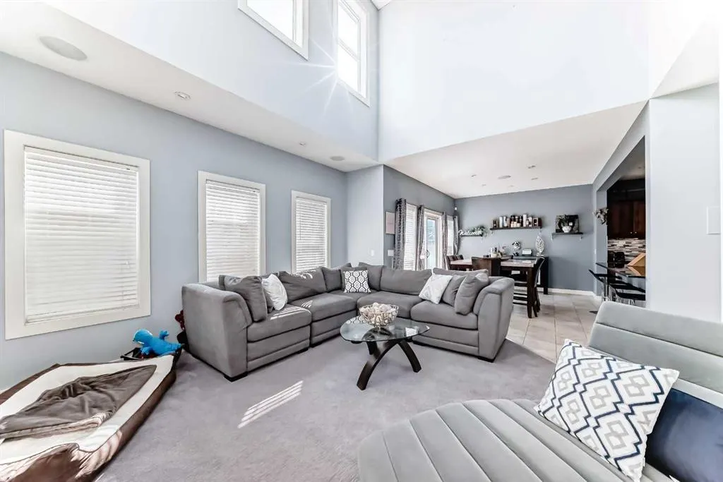 82 Copperleaf Terrace SE
