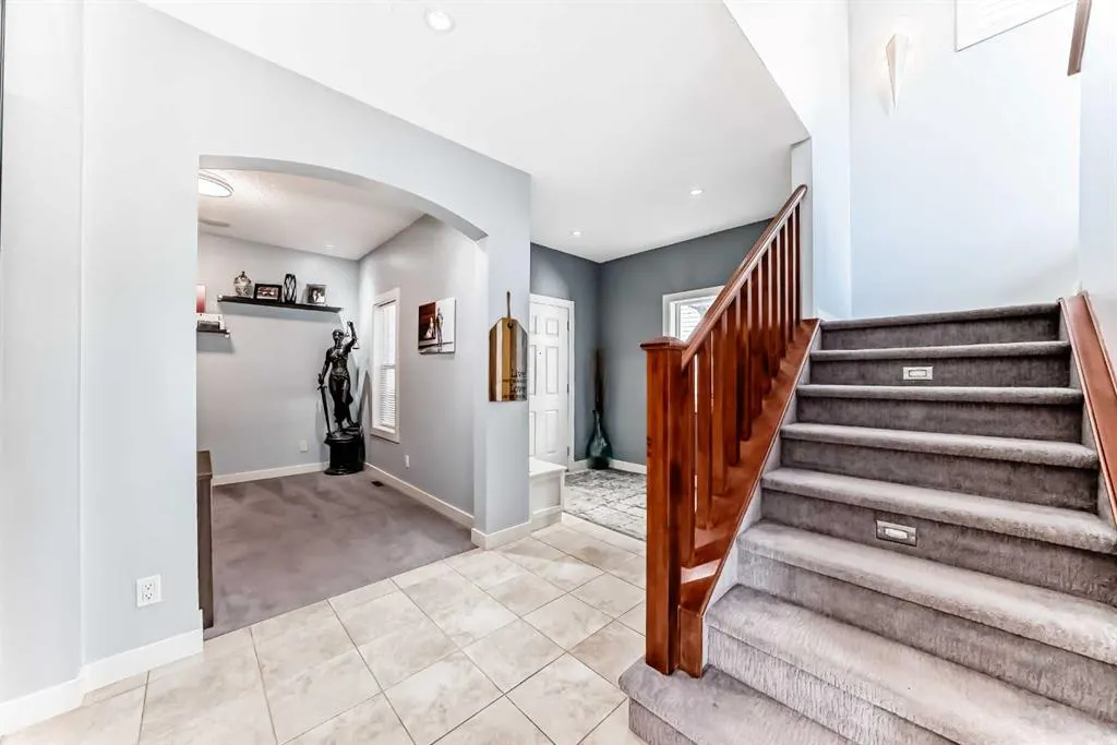 82 Copperleaf Terrace SE