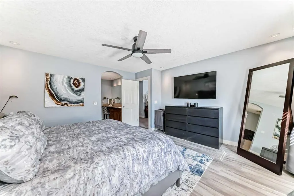 82 Copperleaf Terrace SE