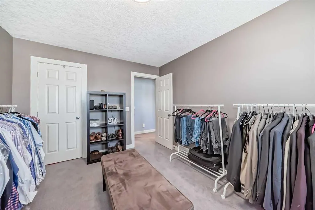 82 Copperleaf Terrace SE
