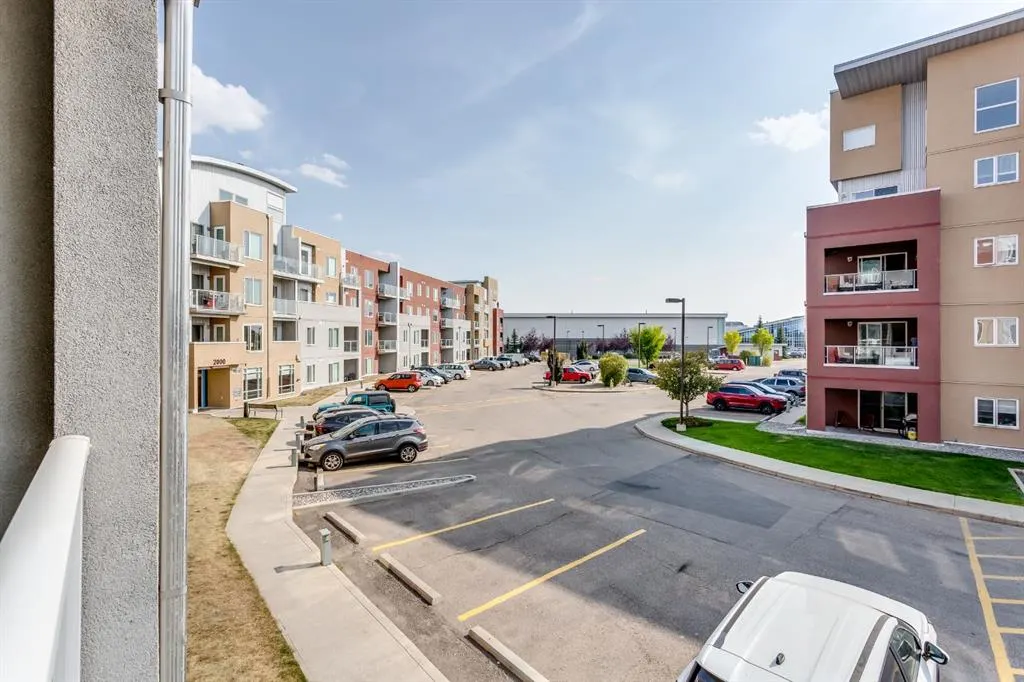 604 East Lake Boulevard NE, #2203